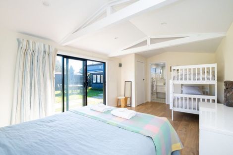 Photo of property in 251 Clifton Road, Te Awanga, 4102