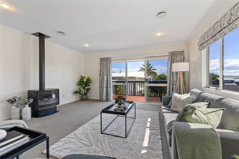 Photo of property in 2 Pipi Street, Two Mile Bay, Taupo, 3330
