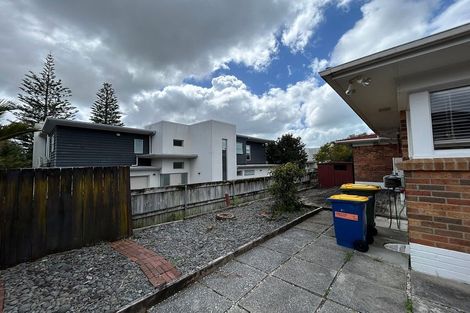 Photo of property in 3/8 Waterloo Road, Milford, Auckland, 0620