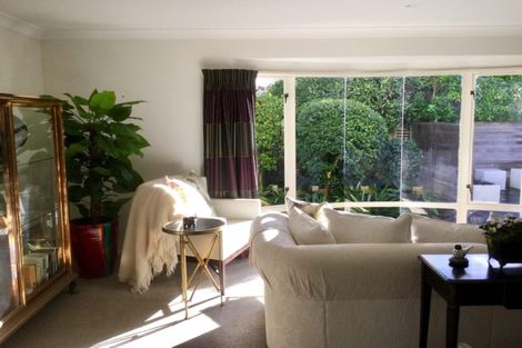 Photo of property in 10 Cove Lane, Mount Wellington, Auckland, 1060