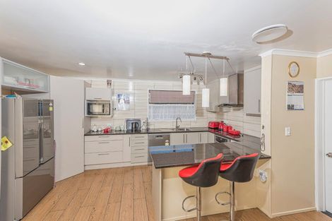 Photo of property in 111 Pooks Road, Ranui, Auckland, 0612