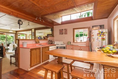 Photo of property in 735 South Titirangi Road, Titirangi, Auckland, 0604