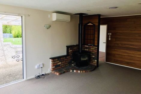Photo of property in 15 Pixie Place, Pakuranga Heights, Auckland, 2010