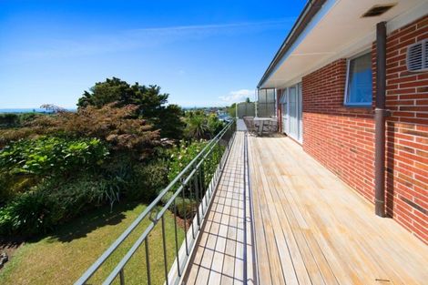 Photo of property in 5 Elizabeth Place, Mairangi Bay, Auckland, 0630