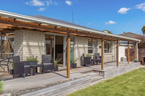 Photo of property in 113a Merrin Street, Avonhead, Christchurch, 8042