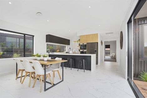 Photo of property in 4 Riverpoint Glade, Flagstaff, Hamilton, 3210