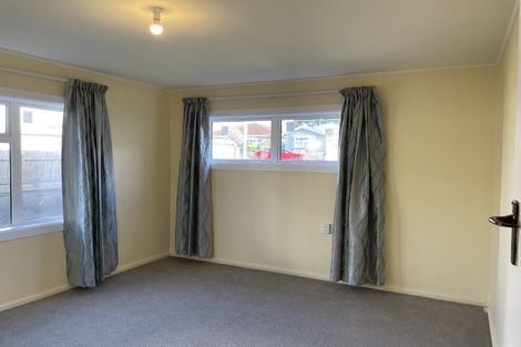 Photo of property in 239 Coutts Street, Rongotai, Wellington, 6022