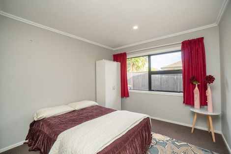 Photo of property in 1 Angelina Way, Kelvin Grove, Palmerston North, 4414
