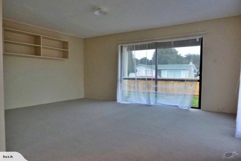 Photo of property in 11 Balmoral Street, Levin, 5510