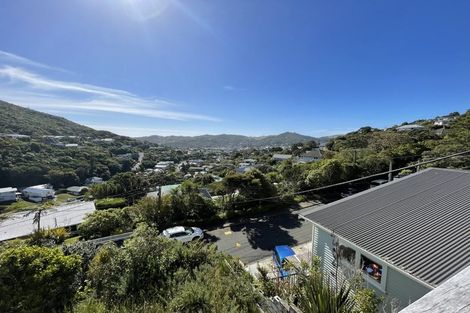 Photo of property in 41 Versailles Street, Karori, Wellington, 6012