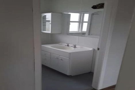 Photo of property in 57 Kayes Road, Pukekohe, 2120