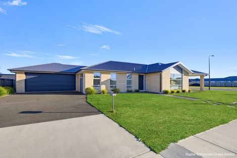Photo of property in 39 Chambers Avenue, Woodend, 7610