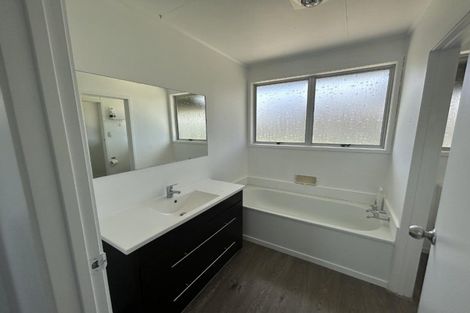 Photo of property in 32 Blundell Place, Huntly, 3700