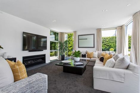 Photo of property in 39 Weka Street, Fendalton, Christchurch, 8041