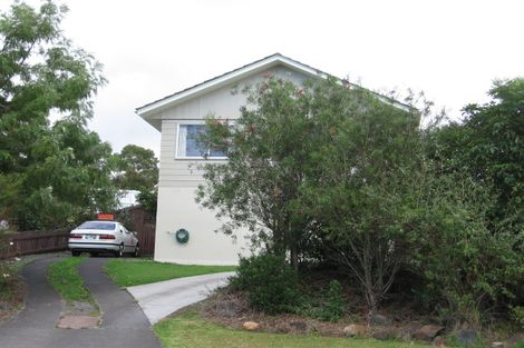 Photo of property in 26 Holmes Drive South, Massey, Auckland, 0614