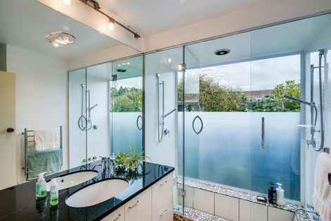 Photo of property in 5a Travis Street, Taradale, Napier, 4112