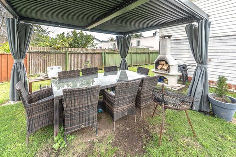 Photo of property in 17 Kawatiri Avenue, Gonville, Whanganui, 4501