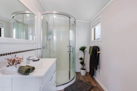Photo of property in 30 Foster Crescent, Snells Beach, 0920