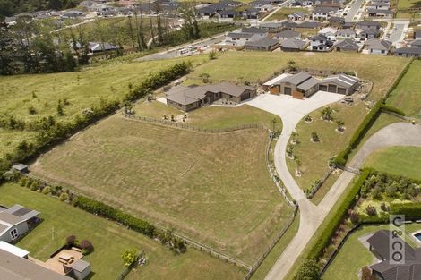 Photo of property in 73c Oraha Road, Kumeu, 0892