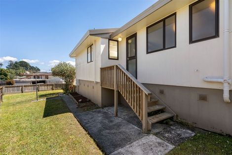Photo of property in 23 Devonshire Road, Unsworth Heights, Auckland, 0632