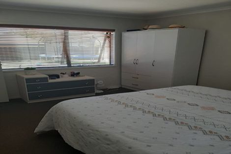 Photo of property in 10 Diamond Grove, Brown Owl, Upper Hutt, 5018