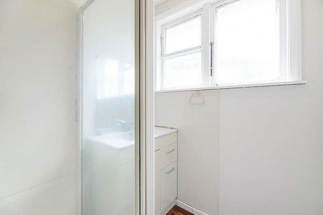 Photo of property in 8 Valonia Street, New Windsor, Auckland, 0600