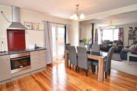 Photo of property in 14 Bethune Street, Featherston, 5710
