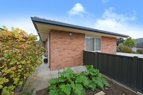 Photo of property in 32 Sunstone Crescent, Brown Owl, Upper Hutt, 5018