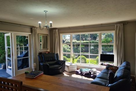 Photo of property in 7 Brookby Crescent, Avonhead, Christchurch, 8042