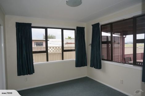 Photo of property in 71 The Esplanade, Westshore, Napier, 4110