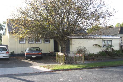 Photo of property in 49 Shearer Crescent, Naenae, Lower Hutt, 5011