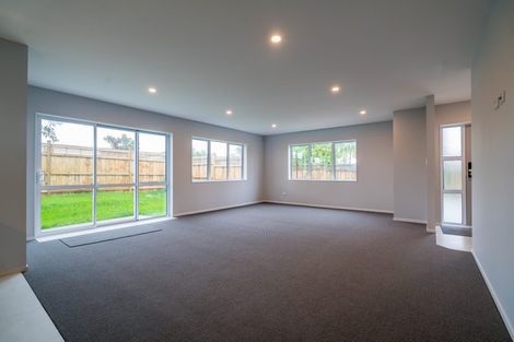 Photo of property in 24a Bradbury Road, Botany Downs, Auckland, 2010