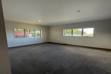 Photo of property in 115 Riverhead Road, Kumeu, 0892