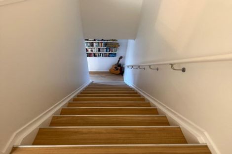 Photo of property in 8 Kitea Place, Mangere, Auckland, 2022