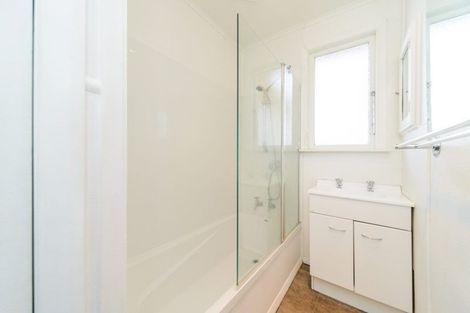 Photo of property in 21 Salisbury Avenue, Terrace End, Palmerston North, 4410