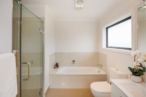 Photo of property in 18 Thomson Street, West End, Palmerston North, 4412