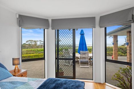 Photo of property in 1611 Kaipara Coast Highway, Kaukapakapa, 0984