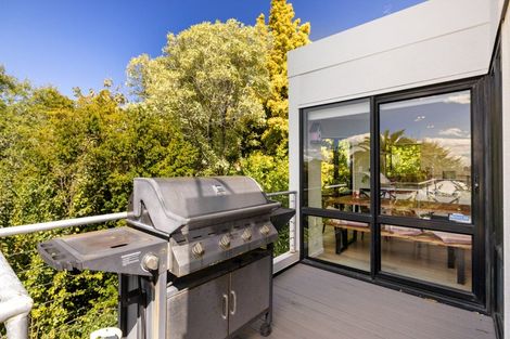 Photo of property in 37 Macmillan Avenue, Cashmere, Christchurch, 8022