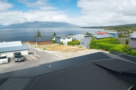 Photo of property in 1 Koe Street, Moana, 7872