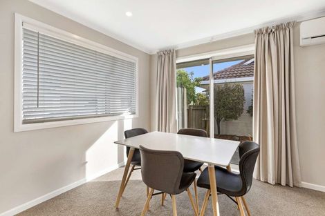 Photo of property in 24a Rata Street, Roslyn, Palmerston North, 4414