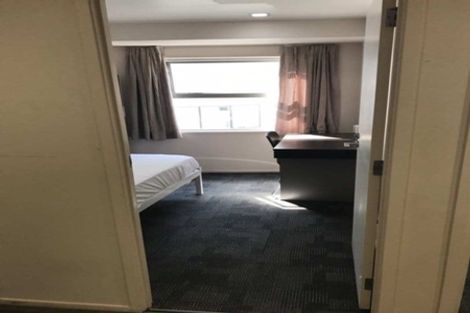 Photo of property in Empire Apartments, 1520/21 Whitaker Place, Grafton, Auckland, 1010