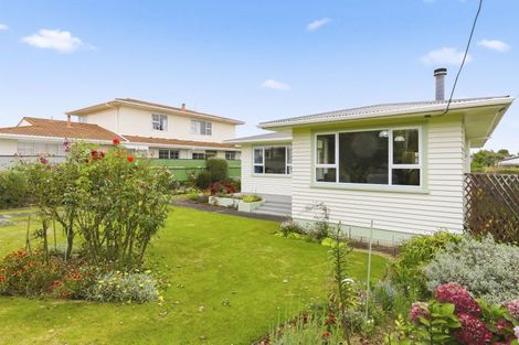 Photo of property in 9 Chester Street, Levin, 5510