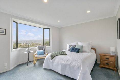 Photo of property in 2/7 Banksia Grove, Maungaraki, Lower Hutt, 5010