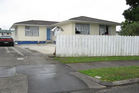 Photo of property in 3 Bede Place, Mangere, Auckland, 2022