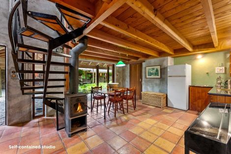 Photo of property in 42 Dysart Lane, Kumeu, 0891