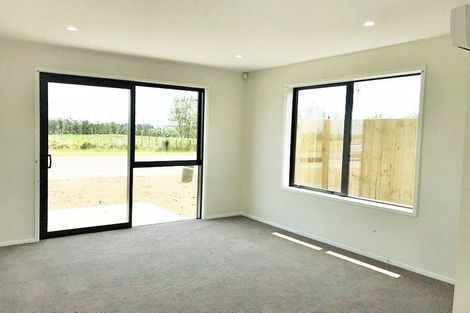 Photo of property in 63 Clarks Beach Road, Clarks Beach, 2122