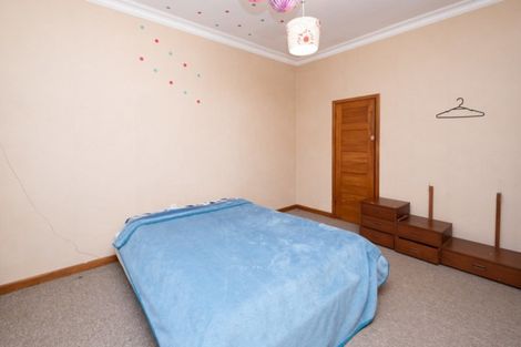 Photo of property in 2 Collins Street, Hawera, 4610