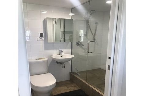 Photo of property in 53 London Road, Korokoro, Lower Hutt, 5012