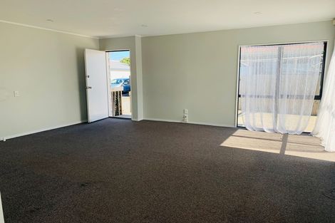 Photo of property in 79a Templeton Place, Clendon Park, Auckland, 2103