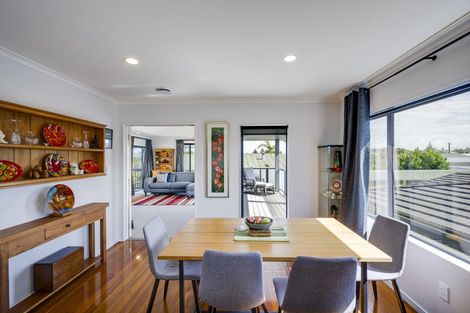 Photo of property in 69 Meeanee Quay, Westshore, Napier, 4110